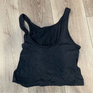 Lululemon ribbed reversible cropped tank top scoop neck